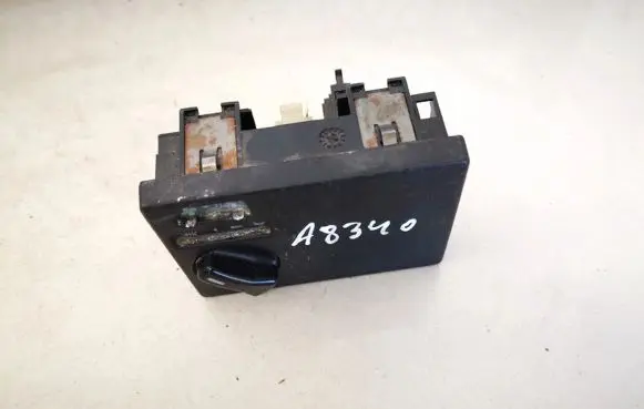 Volkswagen Transporter - Caravelle T4 Windscreen/window heater switch 701959531