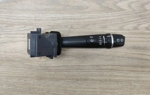Volvo V70 Wiper control stalk 30739218 06W38D