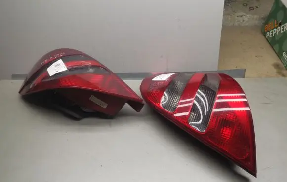 Mercedes-Benz A W169 Rear/tail lights set A1698201064 A1698200964