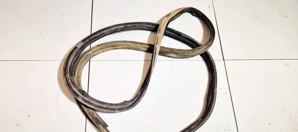Peugeot 206 Trunk rubber seal (body) 