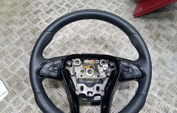 SsangYong Tivoli Steering wheel