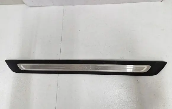 KIA Pro Cee'd II Front sill (body part) 