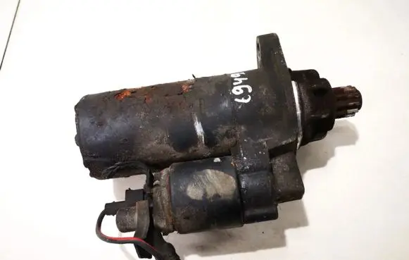 Volkswagen Golf V Starter motor