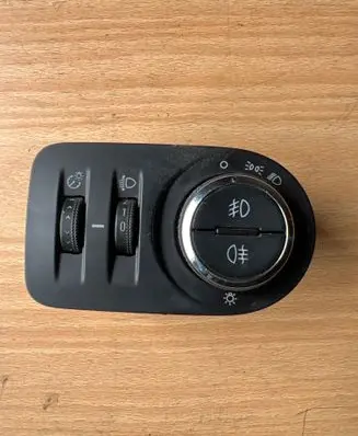 Opel Zafira B Light switch 13294819 251798 3316