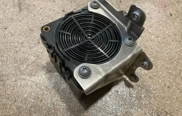 Mercedes-Benz E W214 Horn signal A2239016902 A2145451100
