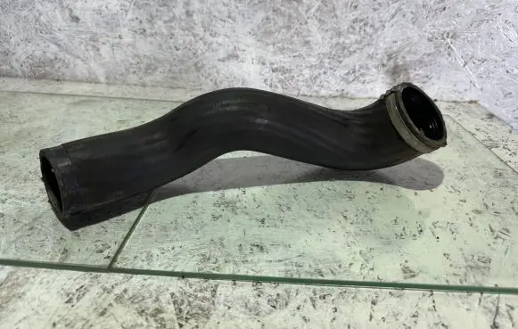Volvo XC90 Intercooler hose/pipe