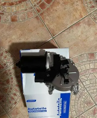 BMW 5 E60 E61 Wiper motor 61617194029