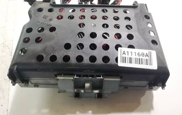 Opel Zafira A Fuse box set 24431677