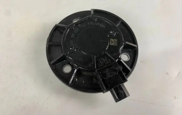 Audi A3 S3 8V Camshaft vanos timing valve 06L109259D