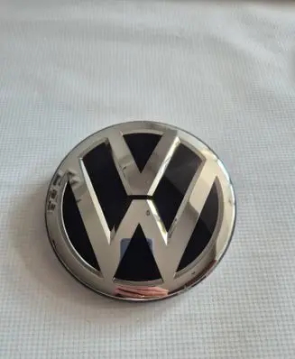 Volkswagen Polo VI Manufacturer badge logo/emblem 2G0853601C