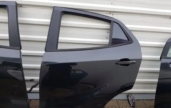 Opel Mokka Rear door 