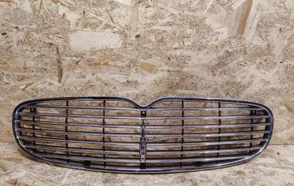 Maserati Quattroporte Front bumper upper radiator grill