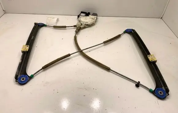 Audi A3 S3 8P Front door window regulator with motor 8P0959802A