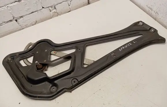 Mercedes-Benz Sprinter W901 W902 W903 W904 Front door manual window regulator 