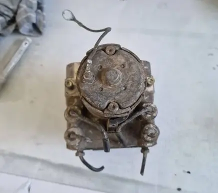 Mitsubishi Carisma ABS Pump 0265216019