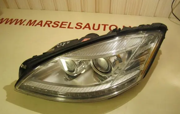Mercedes-Benz S W221 Headlight/headlamp A2218204339