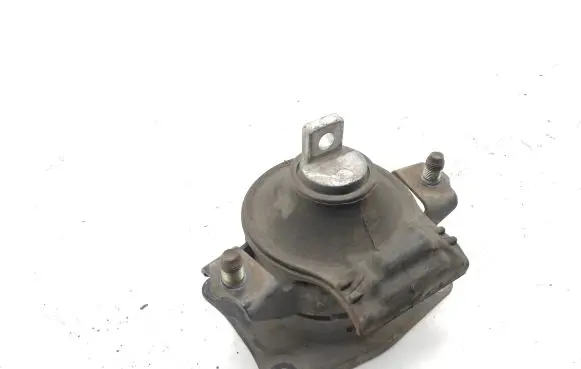 Honda Accord Engine mount bracket