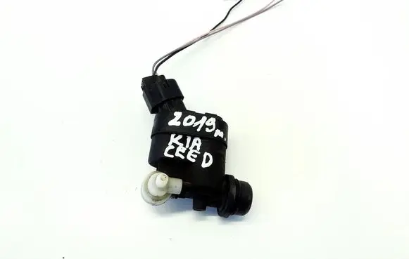 KIA Ceed Windscreen/windshield washer pump 985102W500