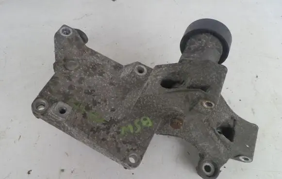 Skoda Roomster (5J) Generator/alternator bracket 
