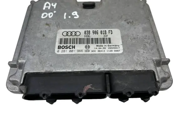 Audi A4 S4 B5 8D Engine control unit/module 038906018FD 28SA3917 0281001966