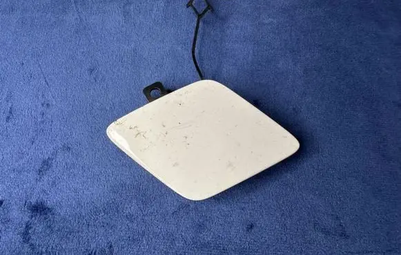 Volkswagen PASSAT B8 Front tow hook cap/cover 