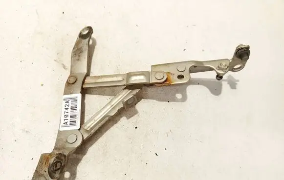 Mitsubishi Lancer X Engine bonnet/hood hinges