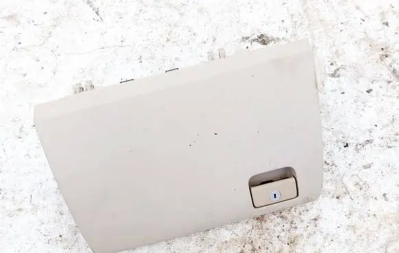 Mazda 2 Glove box