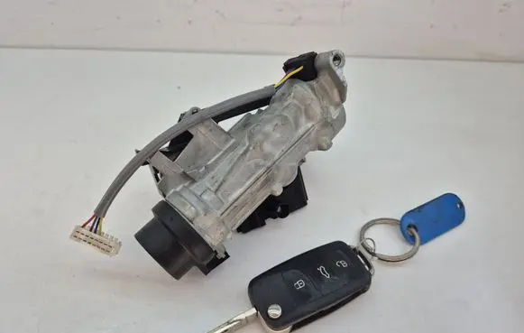 Volkswagen Golf VI Ignition lock 1K0905851B 1K0905865A