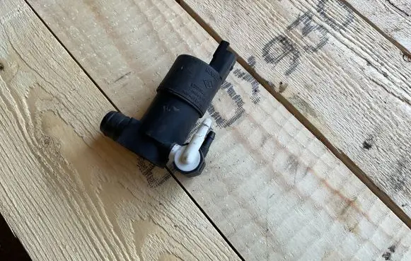 Citroen C3 Windscreen/windshield washer pump 9634558980 9632984980