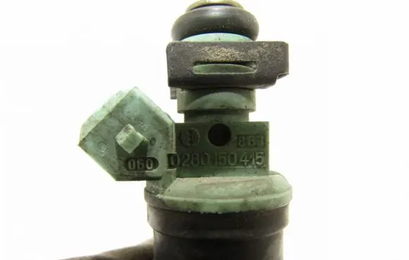 BMW 5 E39 Fuel injector 0280150415