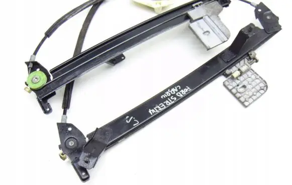 Ford Streetka Front door electric window regulator 