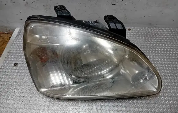KIA Carens I Headlight/headlamp