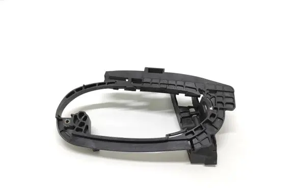 Rear door exterior handle/bracket