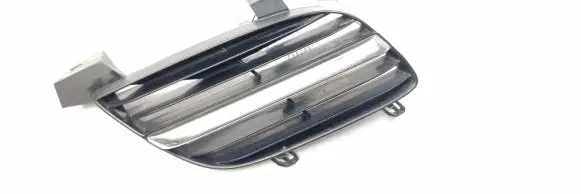 Nissan Almera Tino Front bumper lower grill 2322