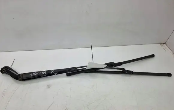 Peugeot Boxer Front wiper blade arm