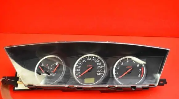 Nissan Primera Speedometer (instrument cluster) AU804