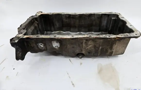 Volkswagen Caddy Oil sump 038103603A