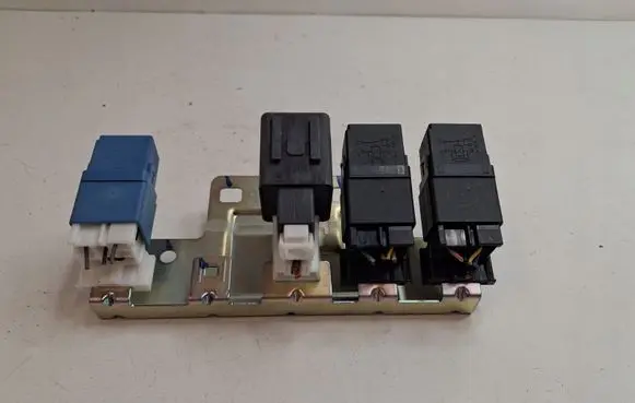 Nissan Qashqai Central body control module 252307991D