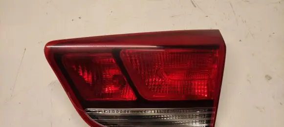 KIA Rio Tailgate rear/tail lights 92404-H8