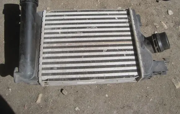 Renault Captur Intercooler radiator 14461B680E