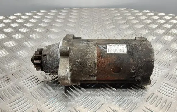 Nissan Primera Starter motor 233008H801