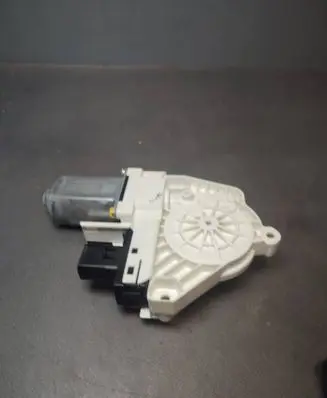 Tesla Model Y Front door window regulator motor A14247112