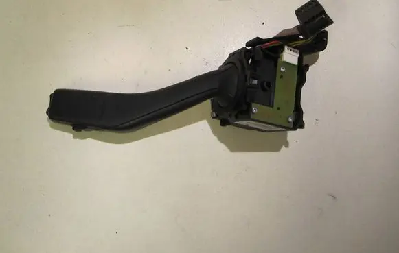 Volkswagen Golf V Indicator stalk 1K0953513A 01103501 10350170746946