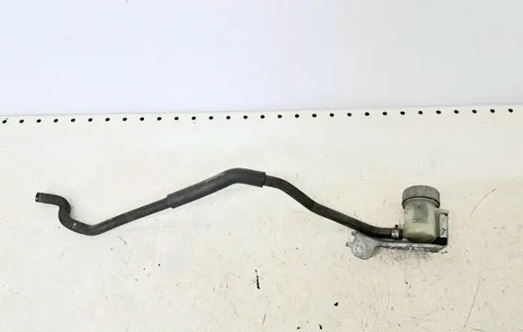 Honda Civic Clutch fluid reservoir/tank 