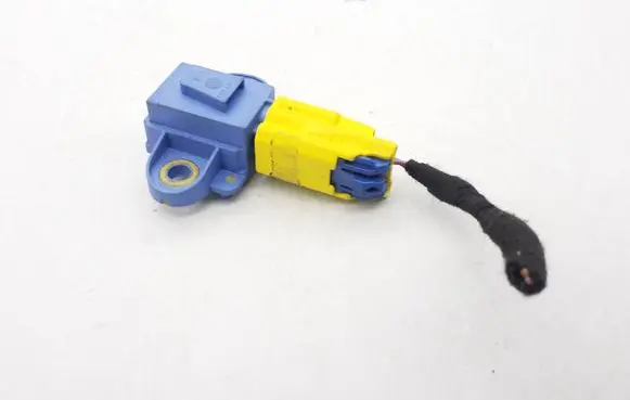 Volkswagen Golf V Airbag deployment crash/impact sensor 1K0955557A