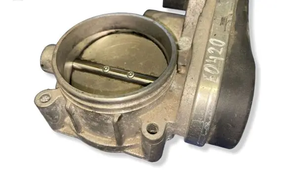 BMW 5 E60 E61 Throttle valve 7516946