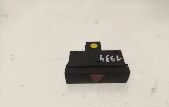 Audi A6 S6 C6 4F Hazard light switch 4F0941509 9751216 19704N