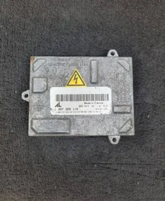 Audi A4 S4 B7 8E 8H Headlight ballast module Xenon 1307329115 8E0907391B