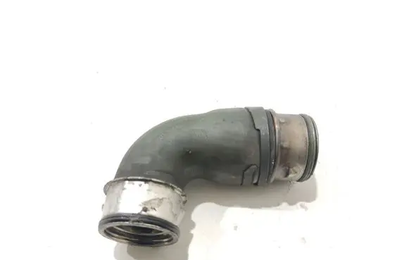 Volkswagen Golf V Intercooler hose/pipe 1T0145790B