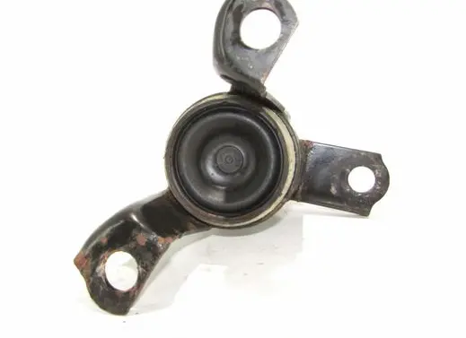 Ford B-MAX Engine mount bracket